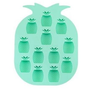 Blush Pineapple Shaped Ice Cube Tray